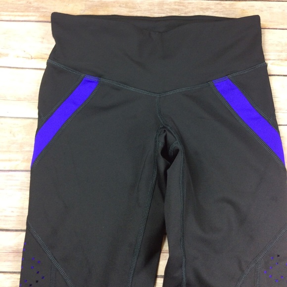 C9 By champion XS Black Blue Capri Crop Leggings - Picture 2 of 8